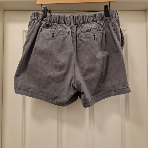 Cute old navy shorts - Picture 2 of 4